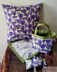 Set: Kissen 45x45 cm, Tasche mit Deckchen und Lavendels&auml;ckchen
